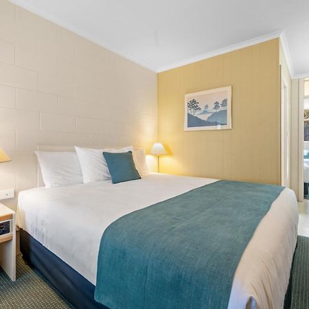 Comfort Inn เดวอนพอร์ต ภายนอก รูปภาพ