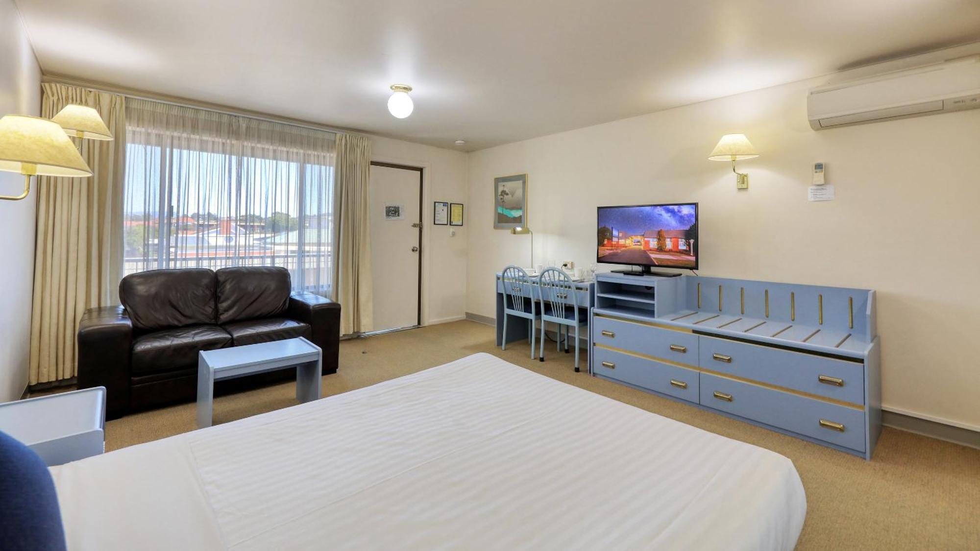 Comfort Inn เดวอนพอร์ต ภายนอก รูปภาพ