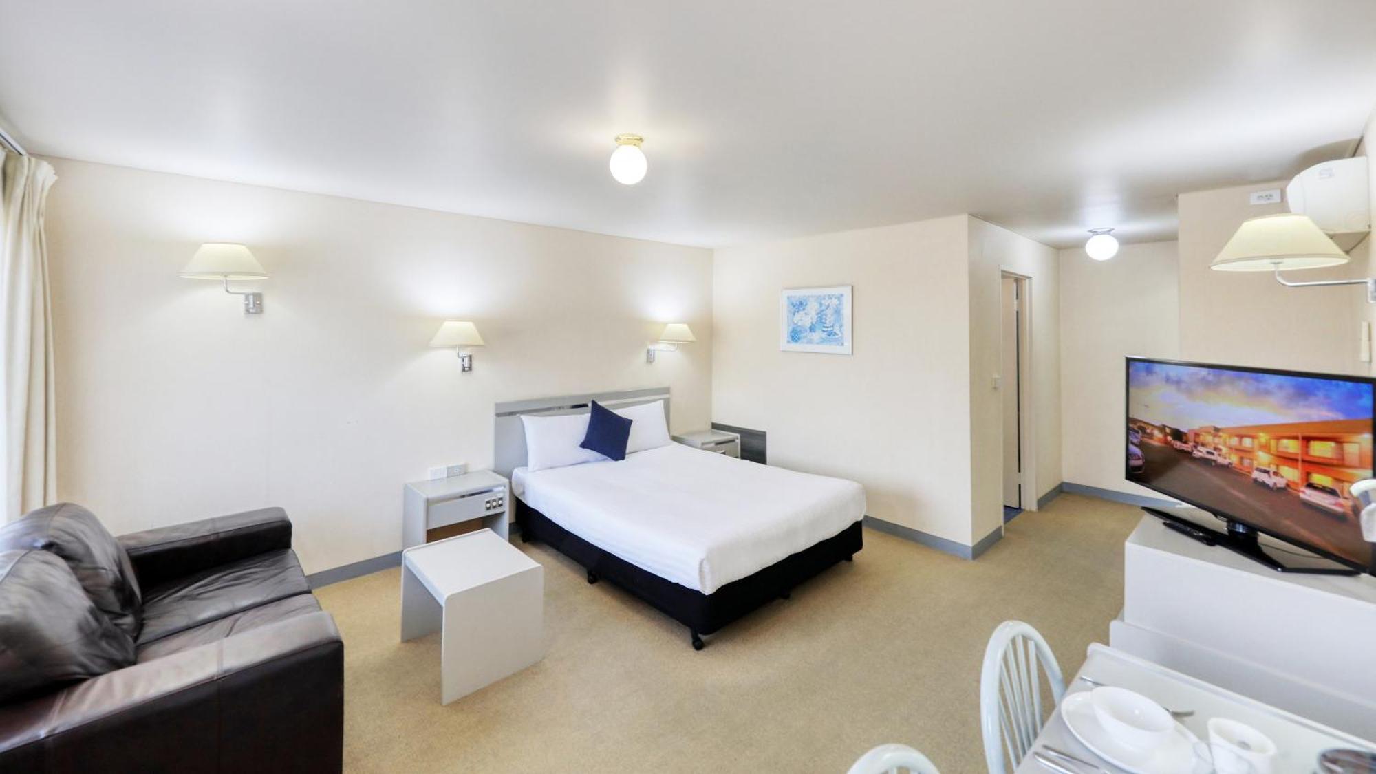 Comfort Inn เดวอนพอร์ต ภายนอก รูปภาพ