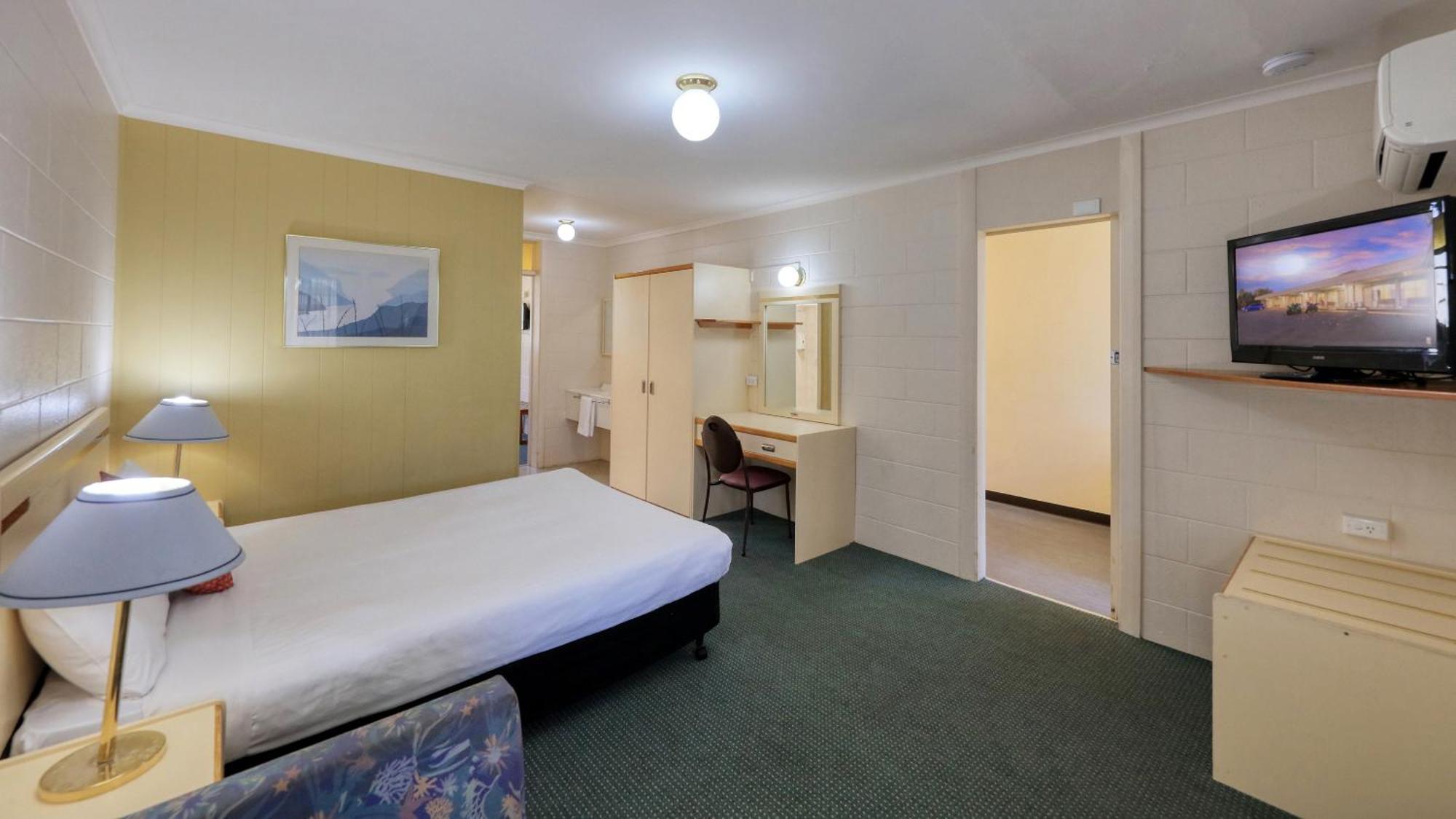Comfort Inn เดวอนพอร์ต ภายนอก รูปภาพ