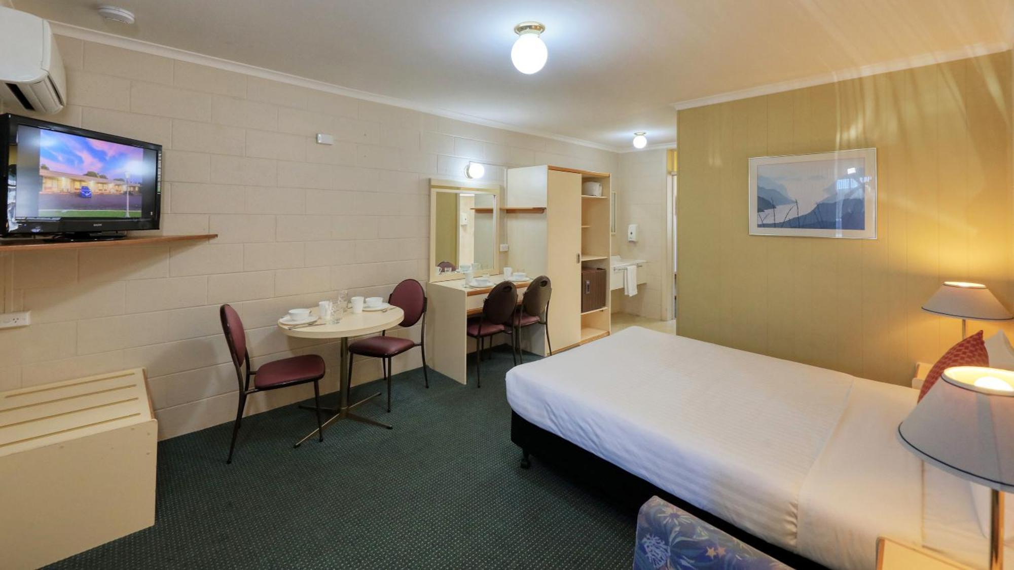 Comfort Inn เดวอนพอร์ต ภายนอก รูปภาพ